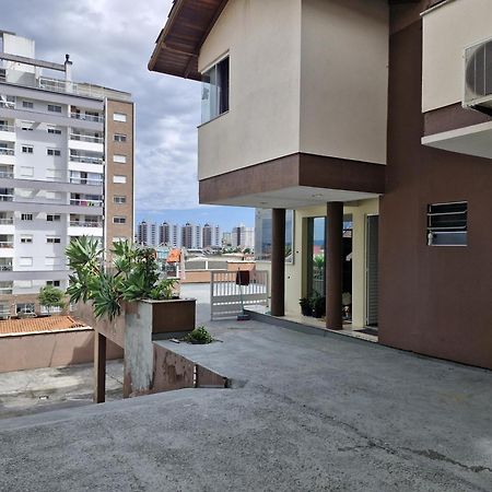 Residencia Avila Sao Jose  Buitenkant foto